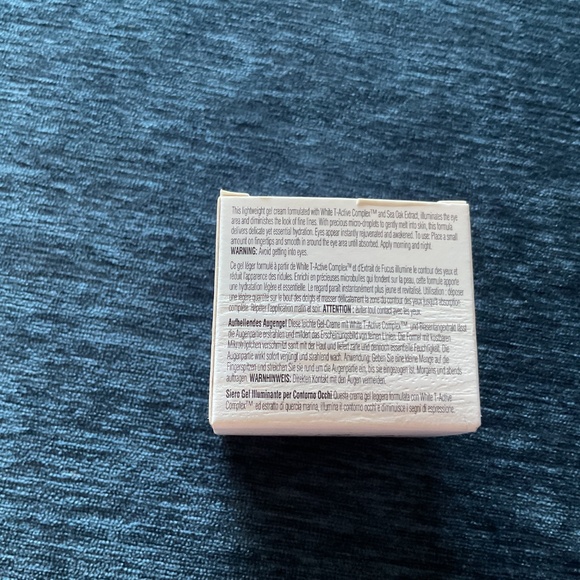 Elizabeth Arden White Tea Skin Solutions Brightening Eye Gel - Picture 2 of 3